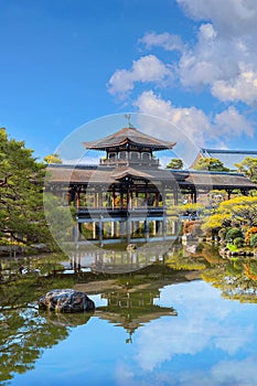 Heian Jingu Garden during full bloom cherry blossom in Heian Shrine, Kyoto, Japan