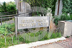 Helen Brach Primate House, Lincoln Park Zoo