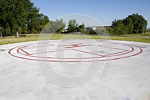 Helicopter landing pad