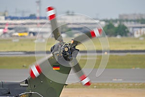 Helicopter tail rotor