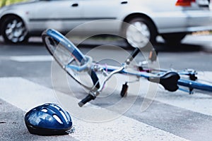 Cyclist hit on pedestrian crossing photo