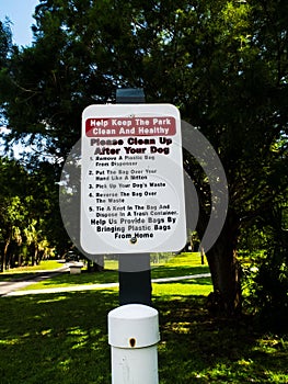 Help Keep The Park Clean Metal Sign