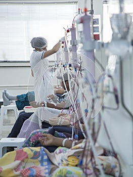 Hemodialysis in people on the equipment