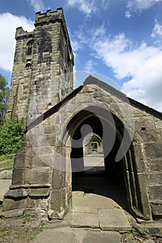 Heptonstall-church-door-arch-tower