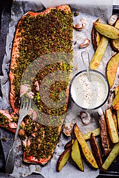 Herb crusted salmon .style rustic