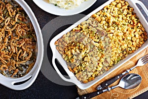 Herbed bread stuffing