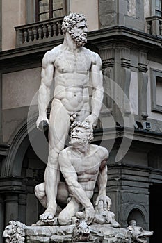 Hercule statue on Piazza della Signoria in Florence