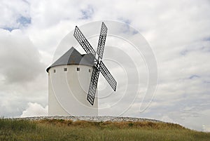 Herencia windmill photo