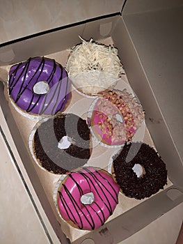 heres the donut, yummy food eat photo