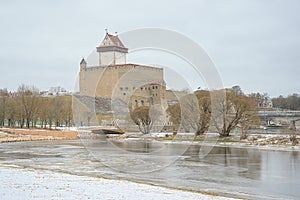 Hermann castle along Narva frozen river
