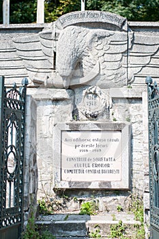 Heroes cemetery entrance