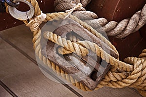 Hessian rope and wooden pulley