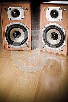 Hi-Fi Speakers