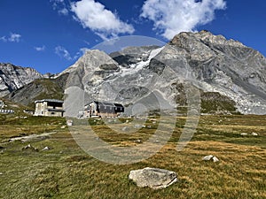 High-altitude Haven: Mountain Refuge Serenity in Vanoise National Park, Hautes Alps, France