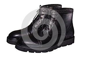 High black winter boots with lacing and lock on the thick sole, of leather and fur