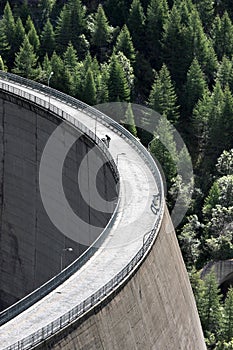 High dam, Lago di Beauregard, Val Grisenche, Italy