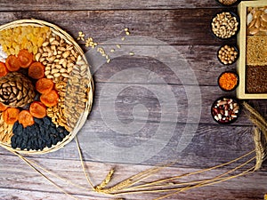 nuts seeds dried apricot raisin, cereal food high in antioxidants, anthocyanins, smart carbs and vitamins photo