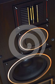 High-end isostatic stereo speakers