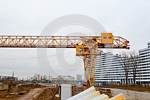 High heavy yellow metal iron load-bearing construction stationary industrial powerful gantry crane of bridge type on supports