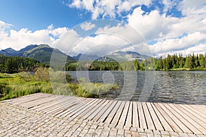 Mountains bouncing in the waters of the lake