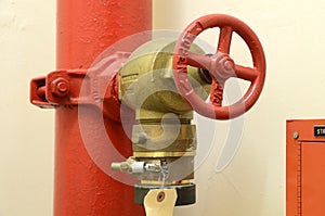 High pressure fire hose valve