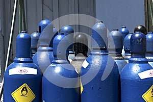 High pressure oxygen storage tanks