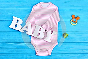 High quality natural bodysuit for baby-girl.