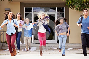 High School Pupils Celebrating End Of Term