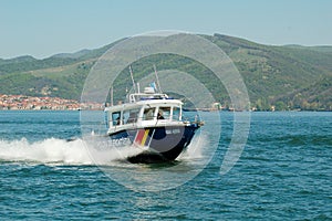High speed boat