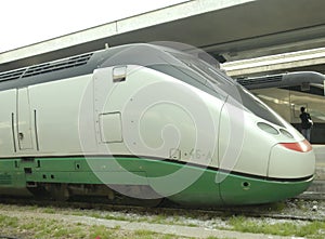 High speed locomotive