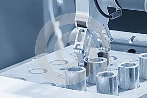 The high technology material handling process by automatic robotic system