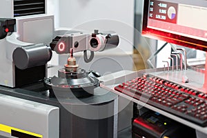 High technology tool presetting machine inspection diameter radius center and tool length by high accuracy vision microscope and photo