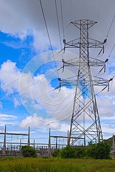 High voltage electricity pylon