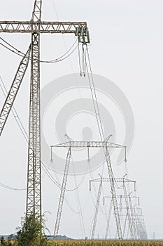 High voltage electricity transport infrastructure