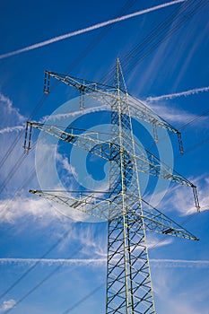 High voltage power pylons
