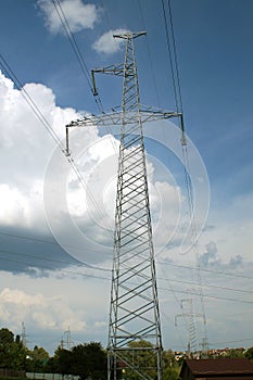 High voltage powerline