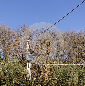 High voltage pylon