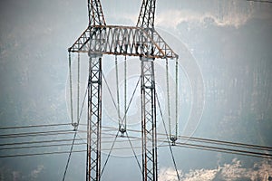 Alto tensión la Torre eléctrico fuerza gestión dividido de acuerdo a seguro guardia caso sin peligro eléctrico energía a través de 