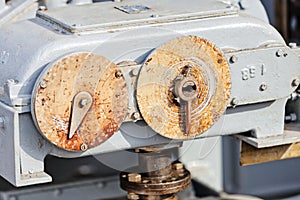 High voltage transformer