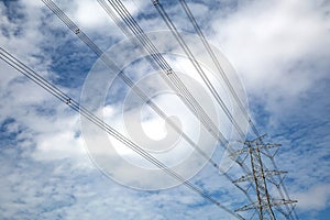 High-voltage transmission tower and wiring cable