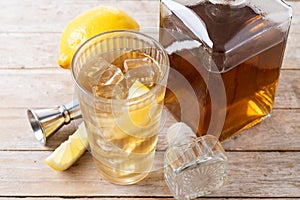Highball, Whiskey with soda and lemon beverage