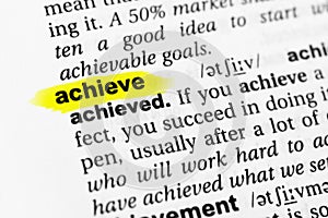 Highlighted English word `achieve` and its definition in the dictionary