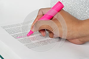 Highlighting Page Sharp Background