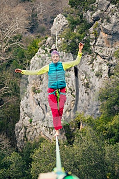 Highline in the mountains