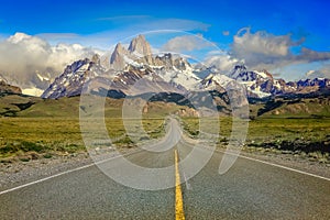 Highway Road to El Chalten, Fitz Roy, Patagonia Argentina, Los Glaciares