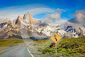 Highway Road to El Chalten, Fitz Roy, Patagonia Argentina, Los Glaciares