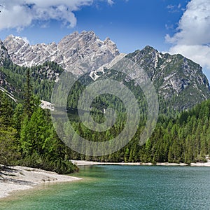 Hiking along the Lago di Braies / Pragser Wildsee