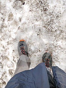 Hiking on a beautiful dirty snowy trail