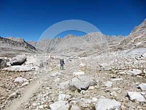 Hiking in Kings Canyon National Park