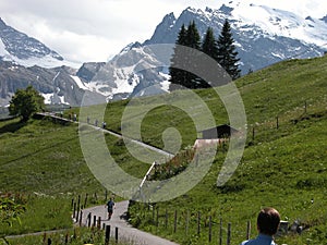 Hiking in Murren Country